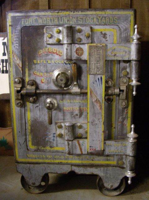 safe antique lock safes diebold vault union door security bankers secure stockyards worth ft gun doors floor york stashvault hidden