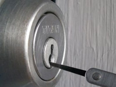 Emergency locksmith Portland house lockout